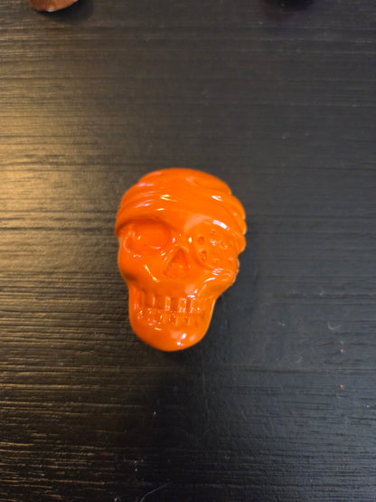 Painted Skull art size 1"X 1.5" with Magnetic back