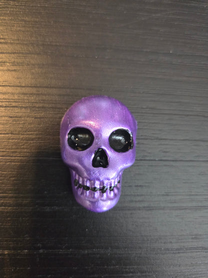 Painted Skull art size 1"X 1.5" with Magnetic back
