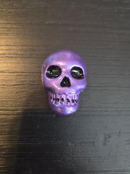 Painted Skull art size 1"X 1.5" with Magnetic back