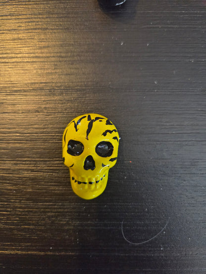 Painted Skull art size 1"X 1.5" with Magnetic back